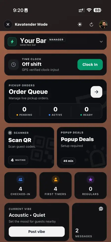 Kavatender Mode in the HappyKava owner app: time clock, order queue, scanner and Popup Deals.